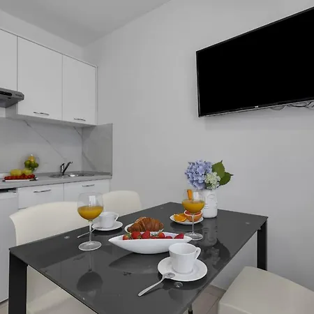 Hortenzija Apartments Makarska Exterior photo